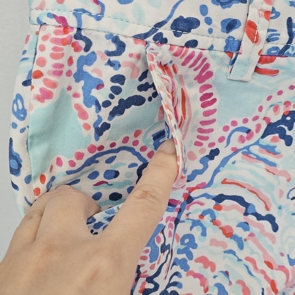 LILLY PULITZER Walsh Short - Picture 4 of 7